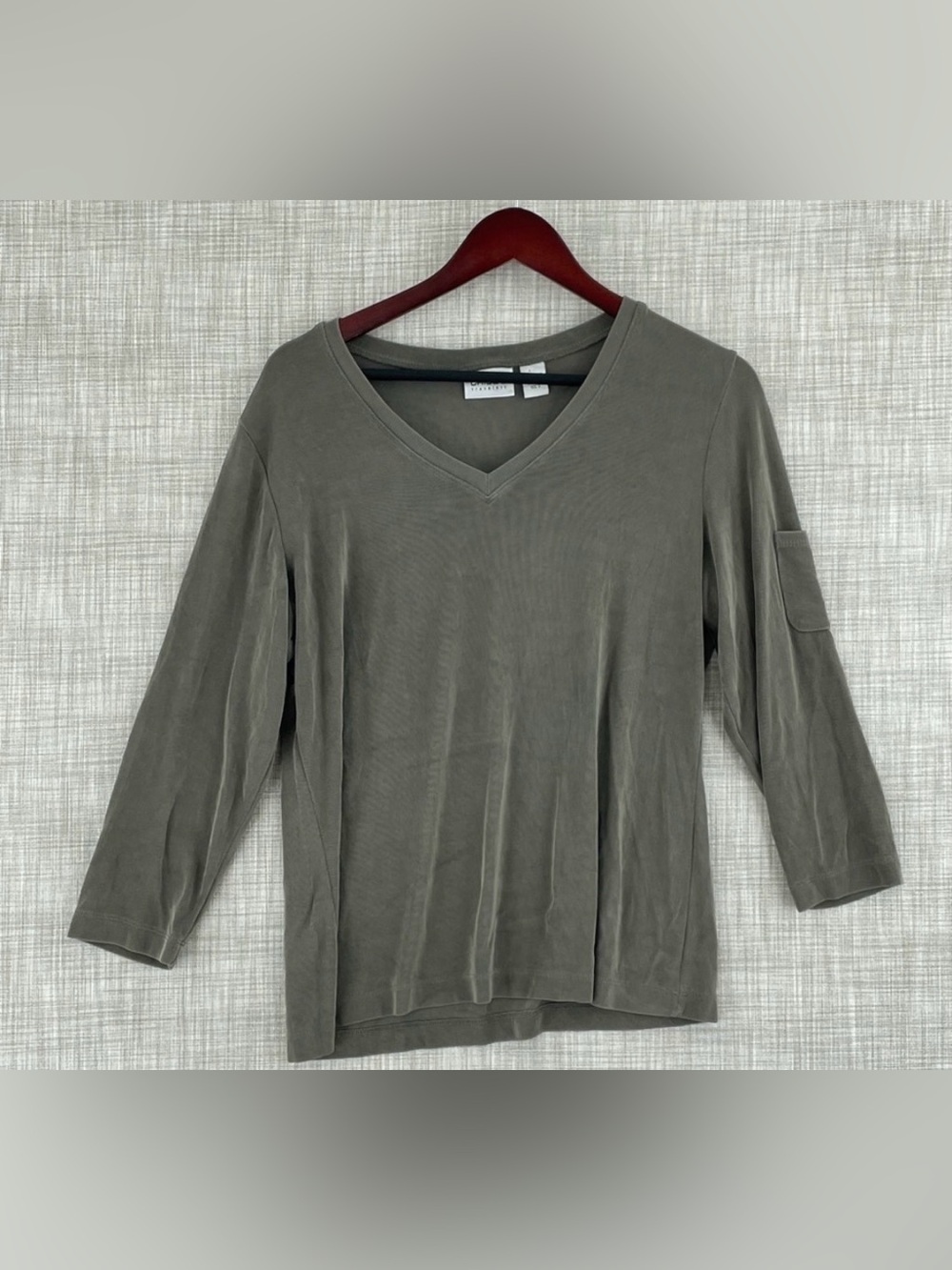 Vintage Chico's Travelers collection Olive Gray V-Neck Long Sleeve Top